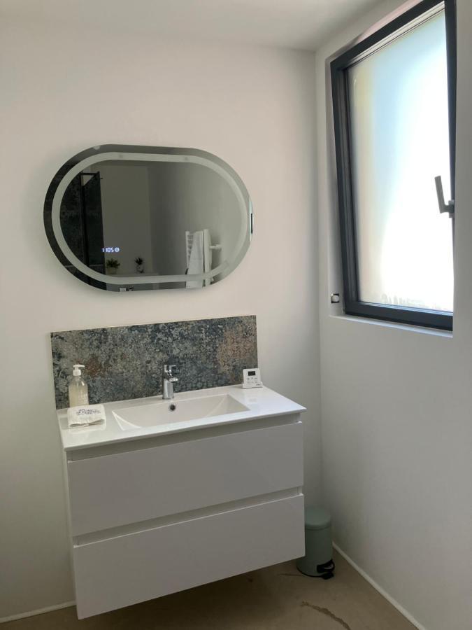Chambre Avec Petit-Dejeuner En Provence Luberon La Tour-d'Aigues Luaran gambar
